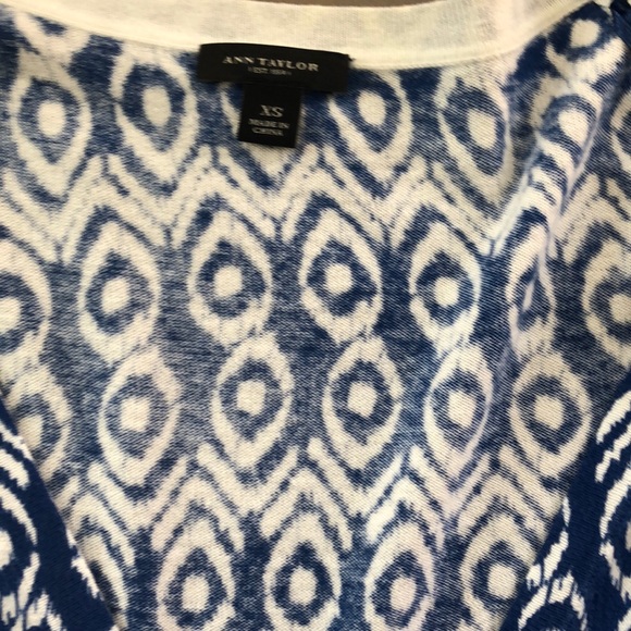 Ann Taylor Cardigan - Picture 3 of 4